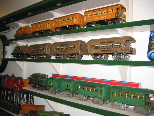 O-gauge trains